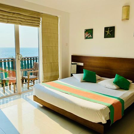 Saprin Beach Resort Усветакейява Экстерьер фото