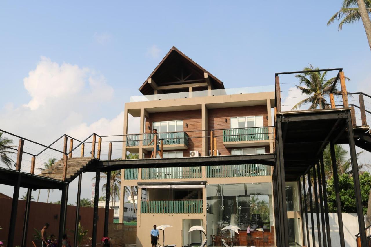 Saprin Beach Resort Усветакейява Экстерьер фото